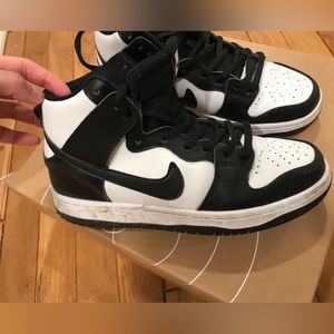 Nike Dunk High Panda